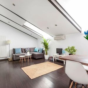 Stunning Newly refurbished loft at Malasaña's heart